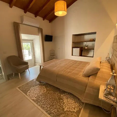Casa Do Toupeiro Гостевой дом *