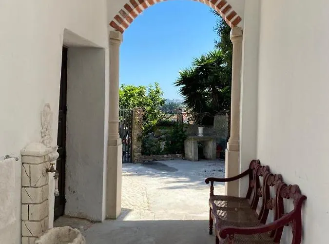 Casa Do Toupeiro בית הארחה 3*